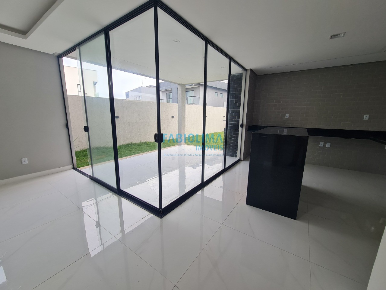 Casa de Condomínio à venda com 4 quartos, 307m² - Foto 12