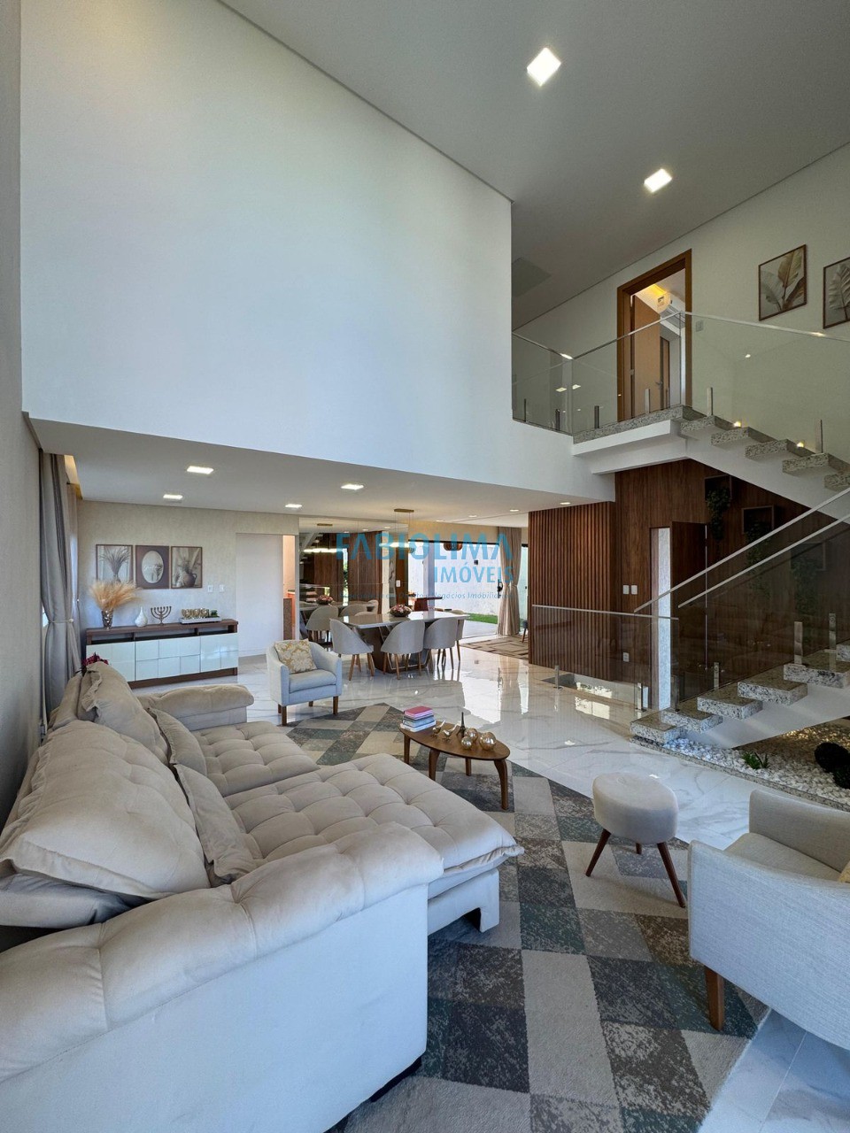 Casa de Condomínio à venda com 4 quartos, 380m² - Foto 4