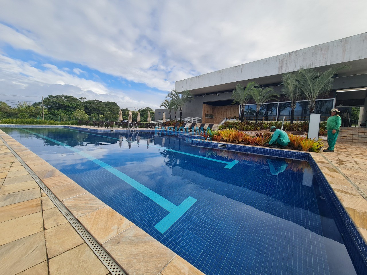 Casa de Condomínio à venda com 4 quartos, 307m² - Foto 23