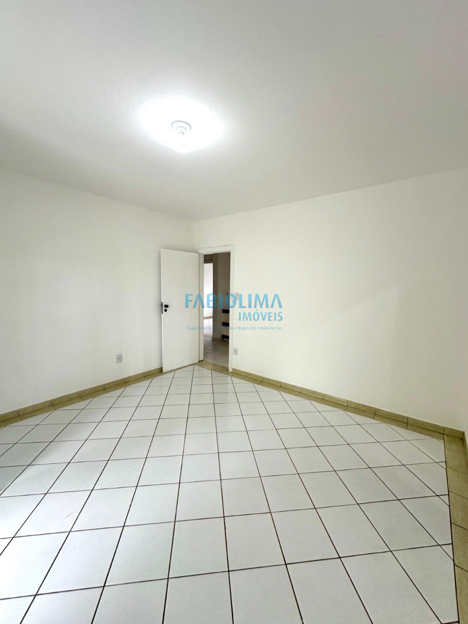 Casa de Condomínio à venda com 4 quartos, 500m² - Foto 35