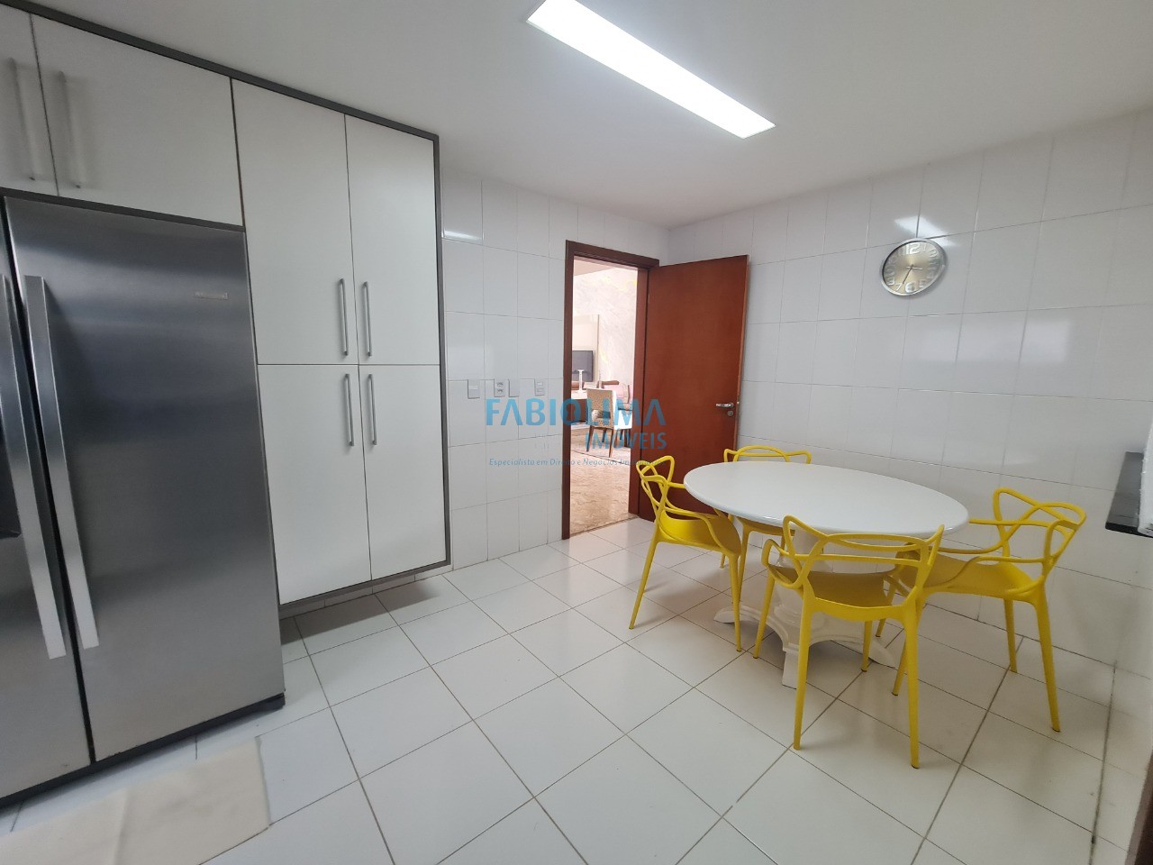 Casa de Condomínio para alugar com 4 quartos, 493m² - Foto 17