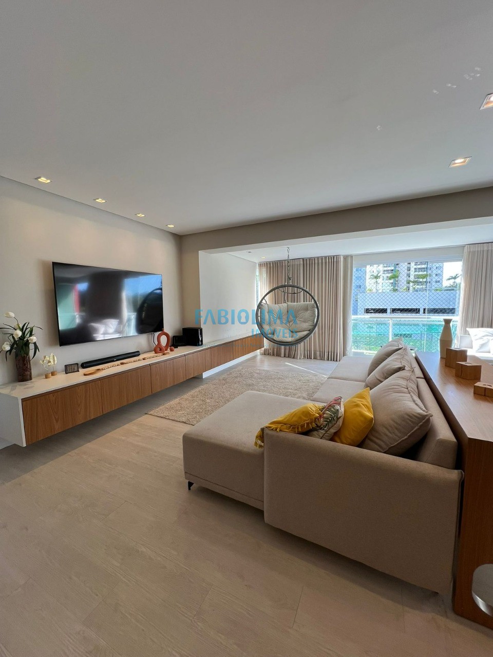 Apartamento, 3 quartos, 134 m² - Foto 1