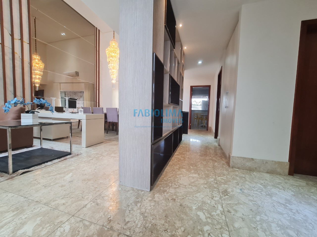 Casa de Condomínio para alugar com 4 quartos, 493m² - Foto 25