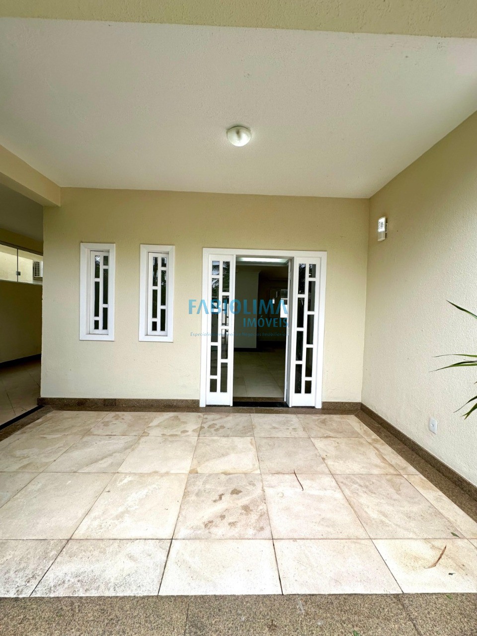 Casa de Condomínio à venda com 4 quartos, 500m² - Foto 3