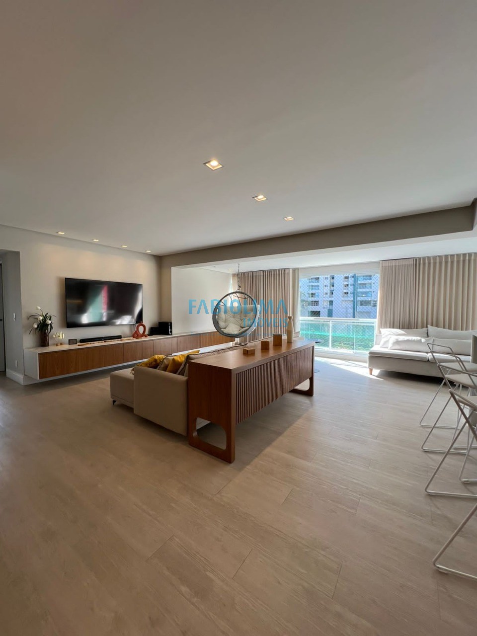 Apartamento, 3 quartos, 134 m² - Foto 2