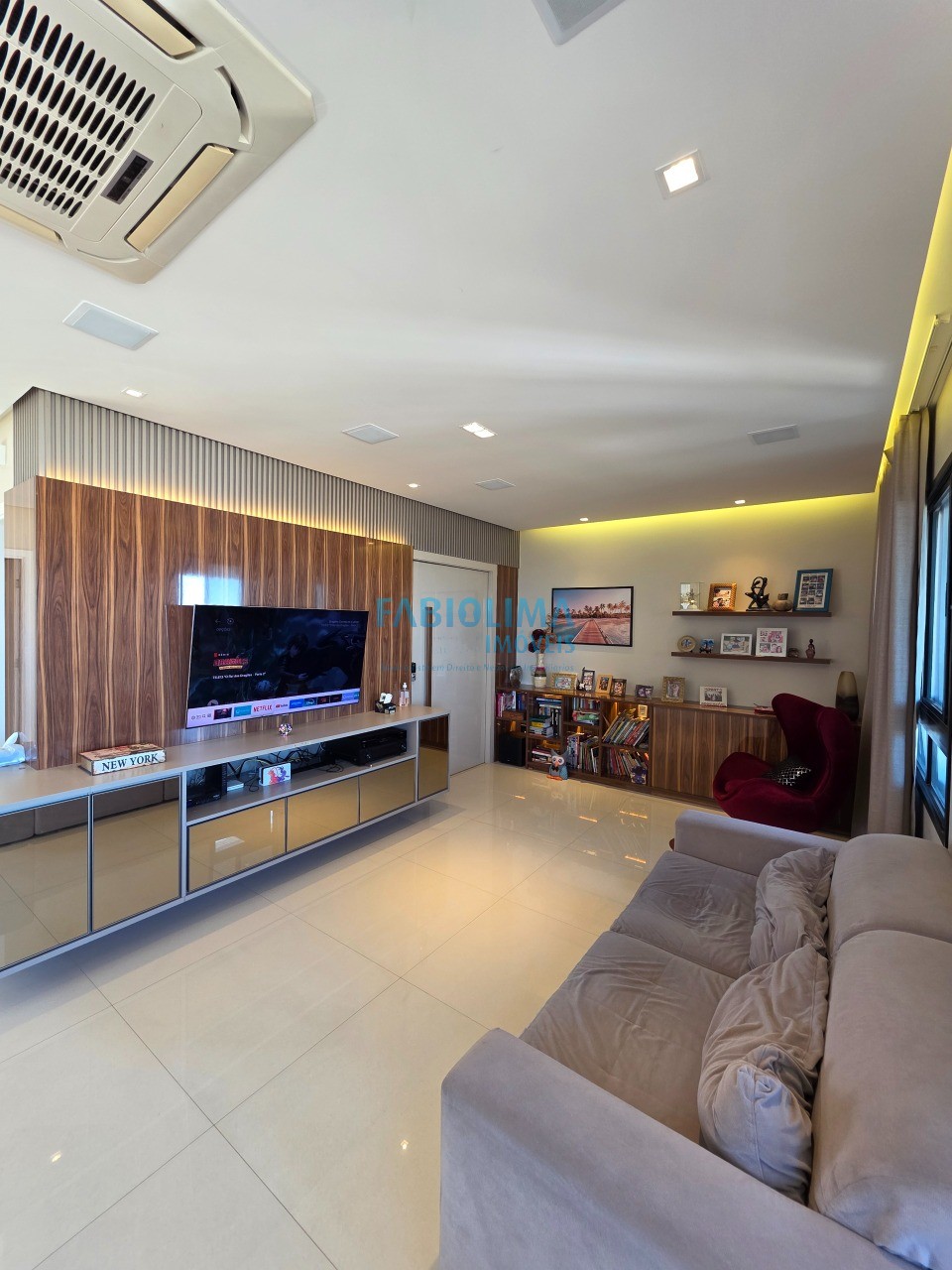 Apartamento, 3 quartos, 195 m² - Foto 1