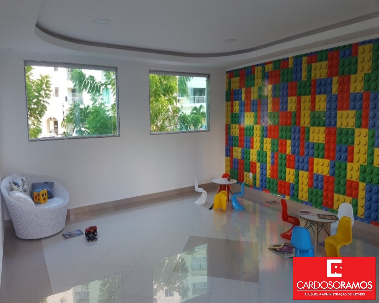 Apartamento - Buraquinho