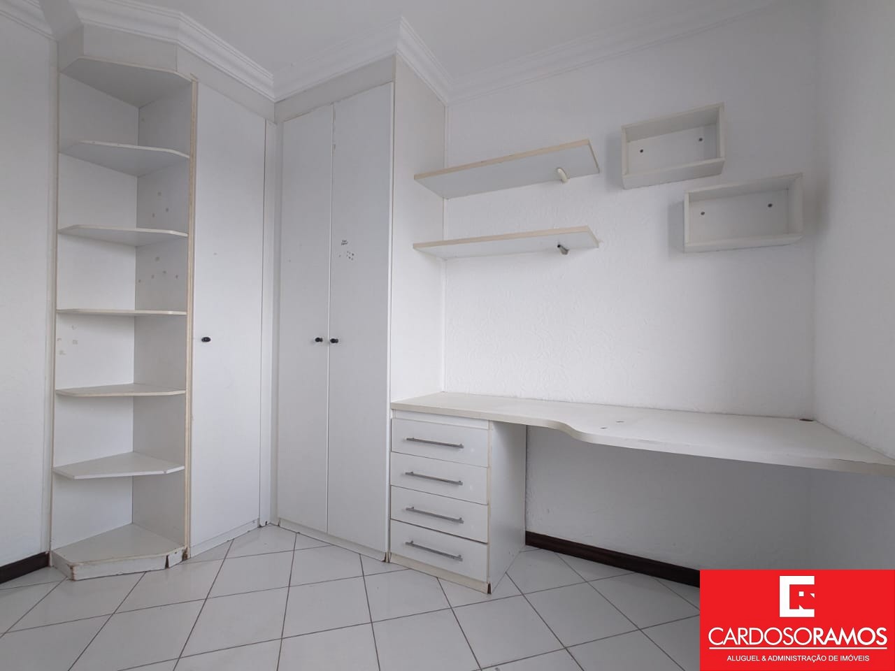 Apartamento - Estrada do côco