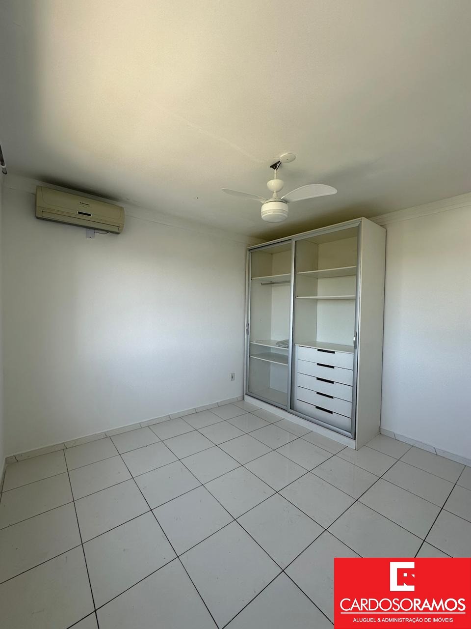 Apartamento - Pitangueiras