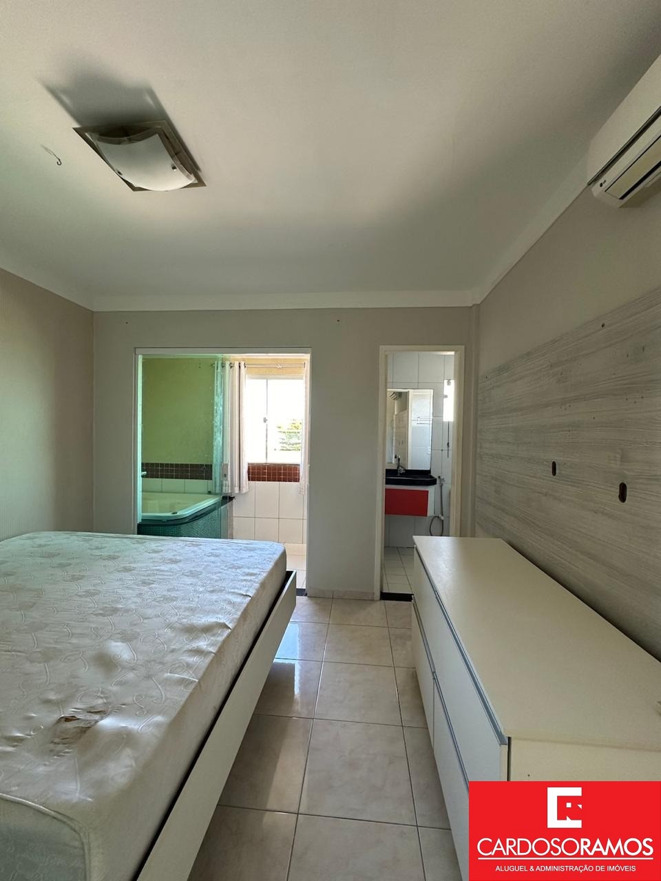 Apartamento - Pitangueiras