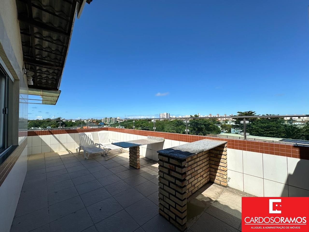 Apartamento - Pitangueiras