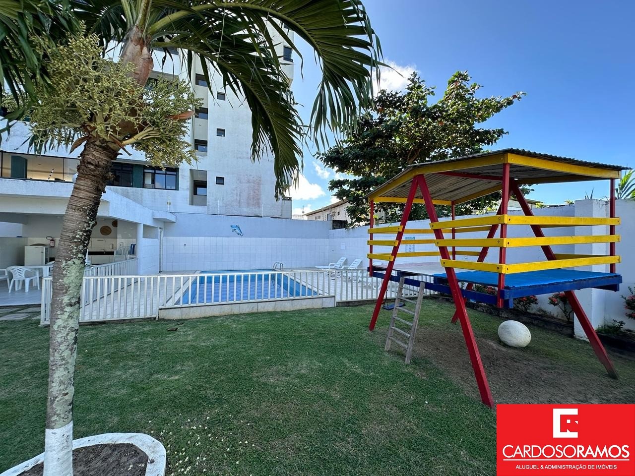 Apartamento - Pitangueiras