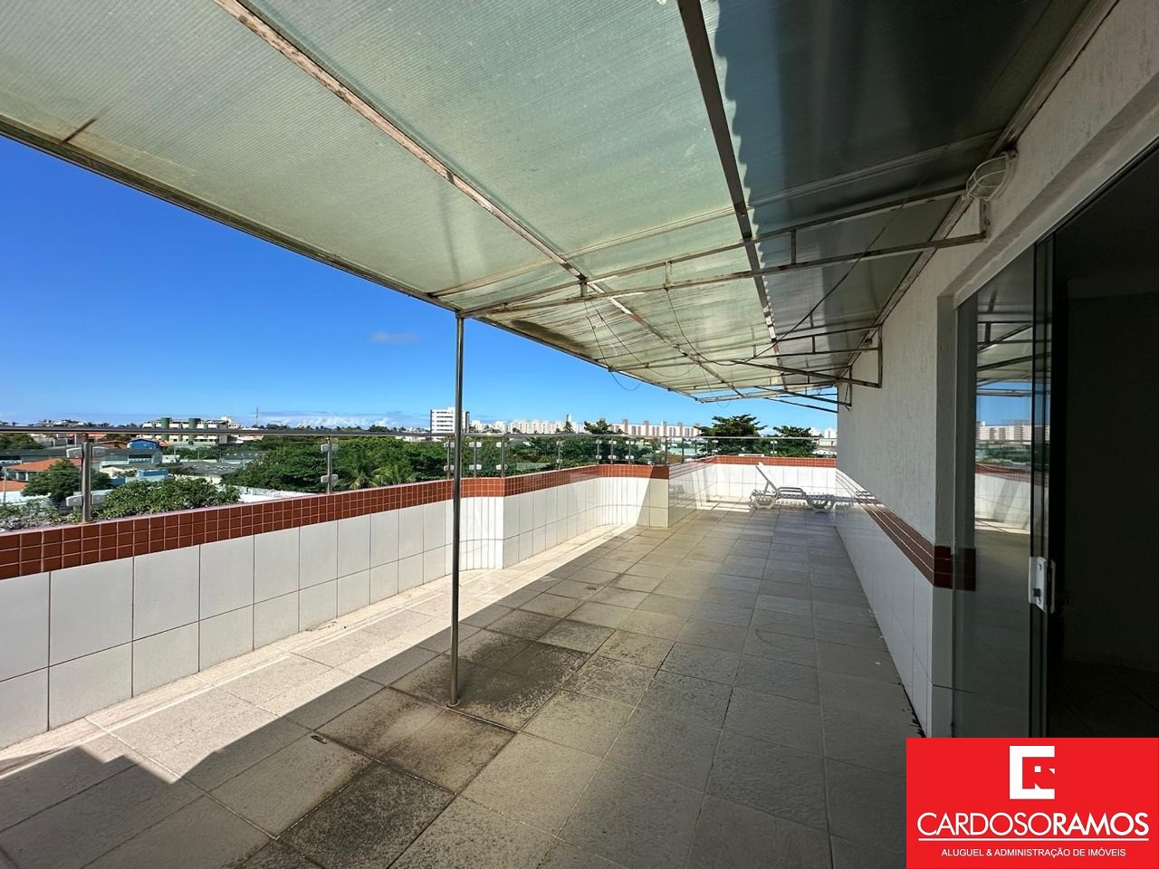 Apartamento - Pitangueiras