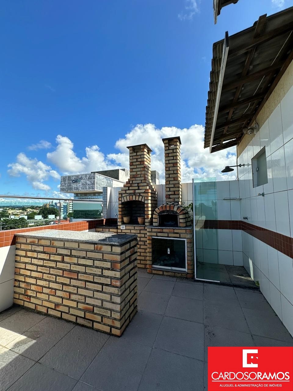 Apartamento - Pitangueiras