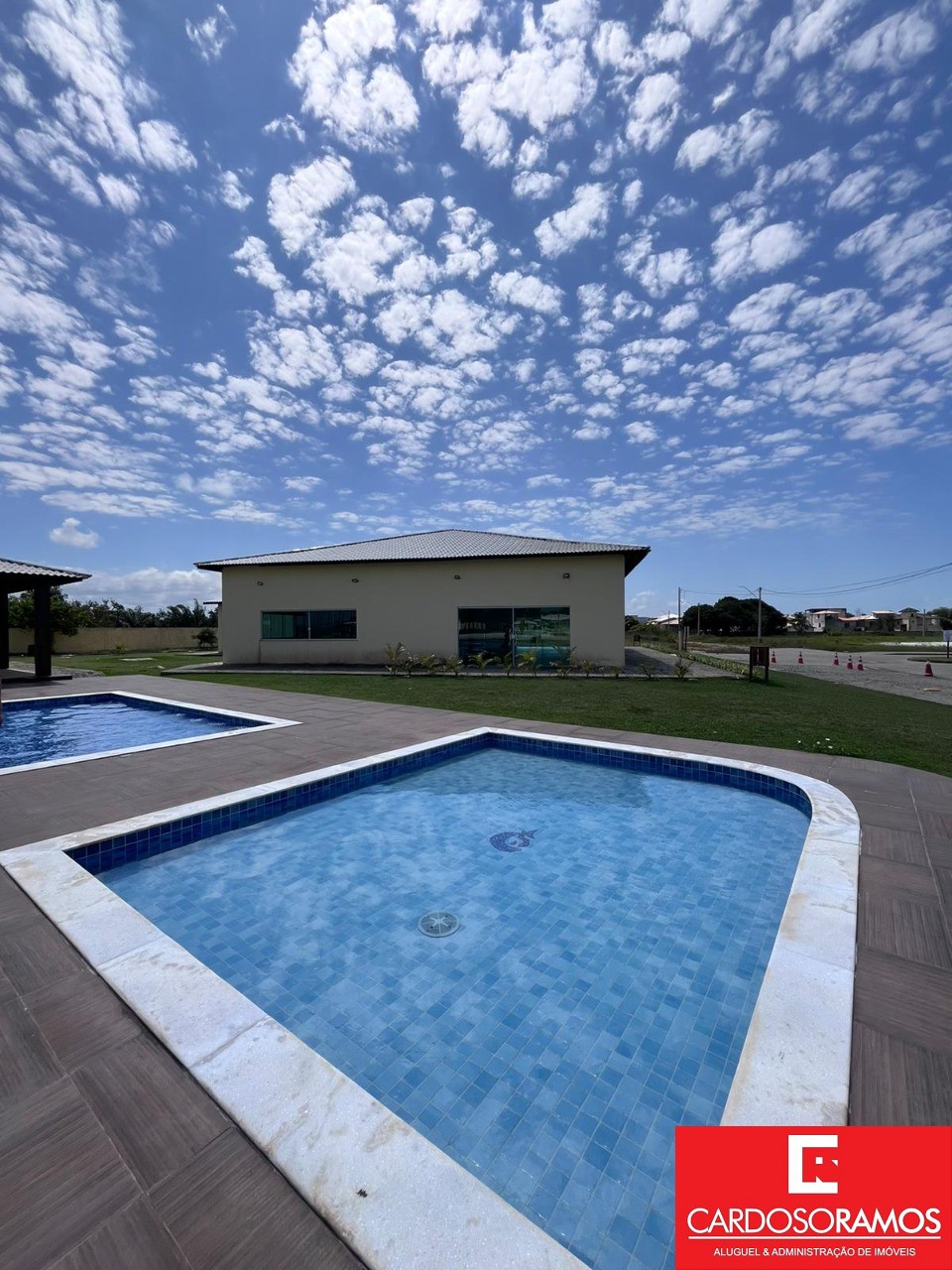 Casa à venda com 3 quartos, 300m² - Foto 9