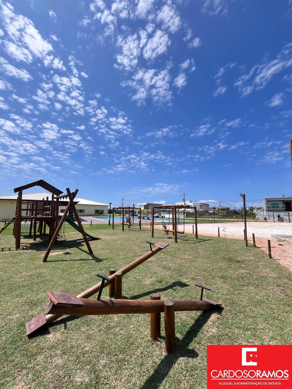 Casa à venda com 3 quartos, 300m² - Foto 12