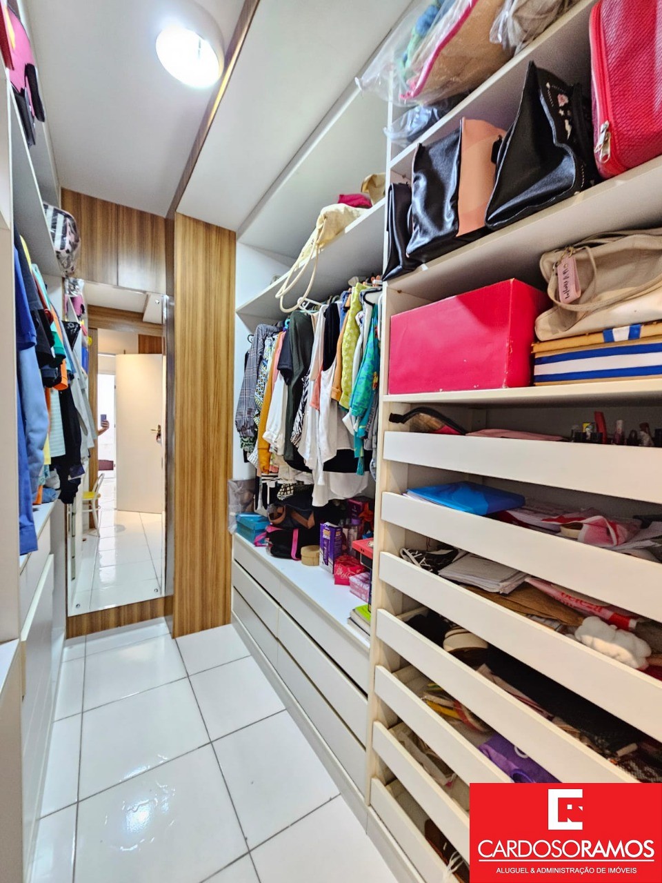 Apartamento - Pitangueiras