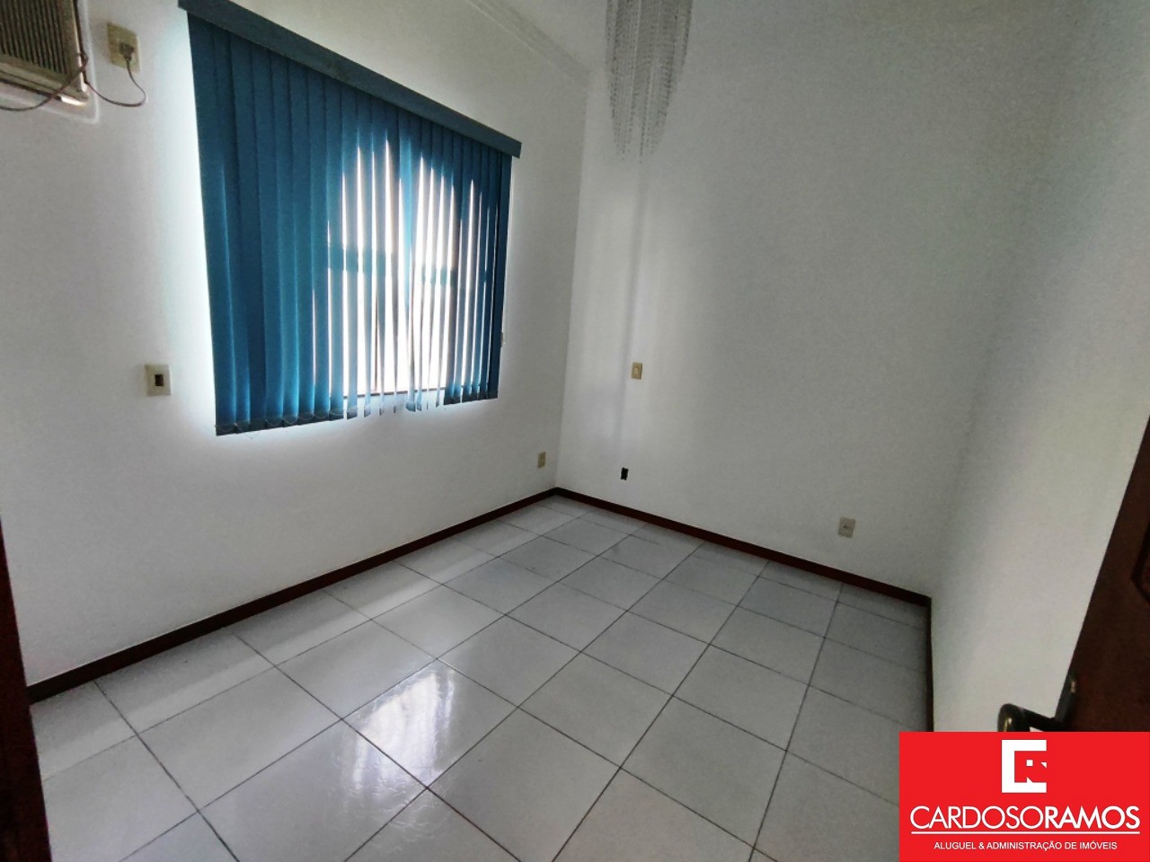 Casa à venda com 3 quartos, 463m² - Foto 17