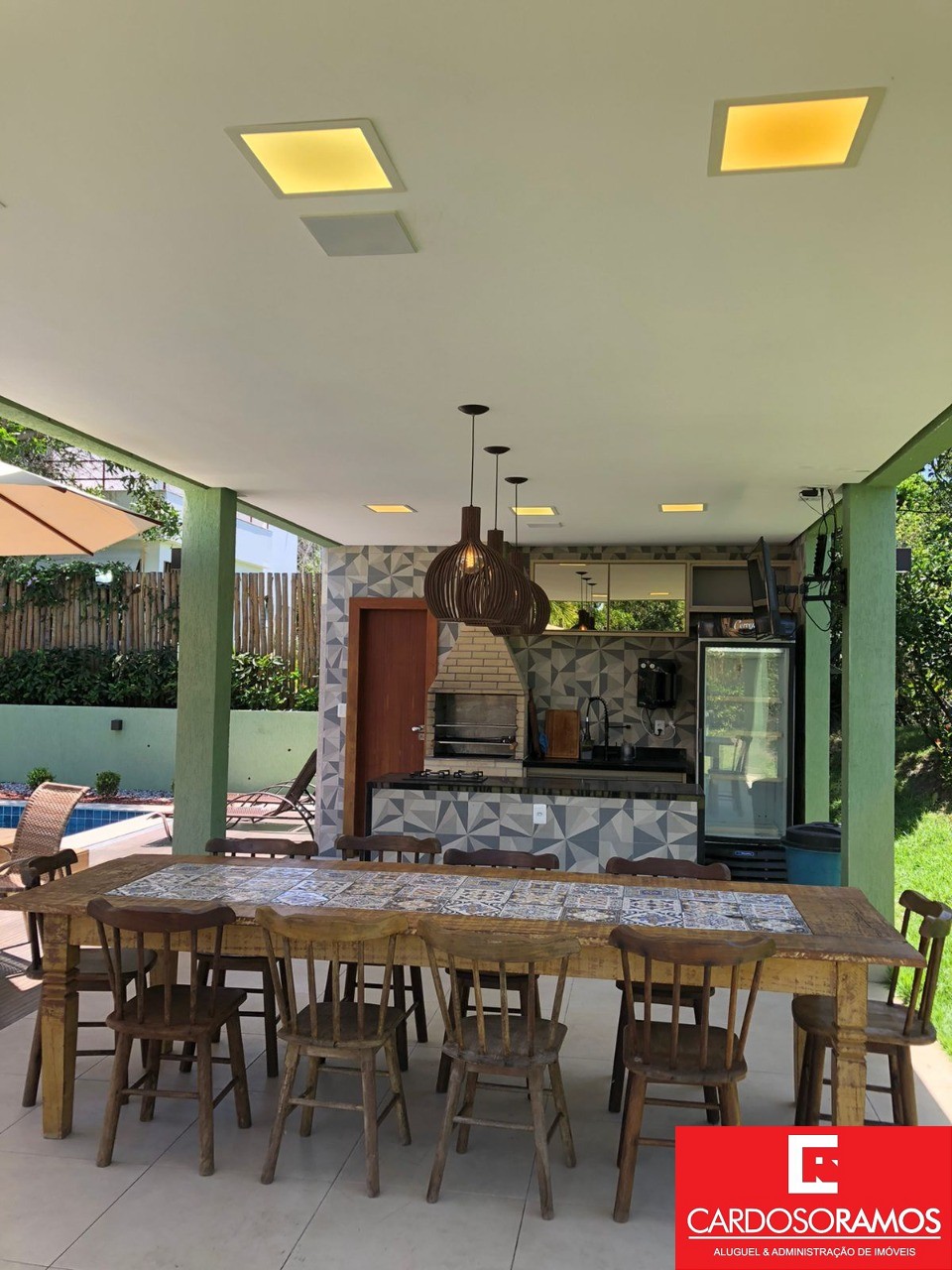Casa à venda com 8 quartos, 1218m² - Foto 4