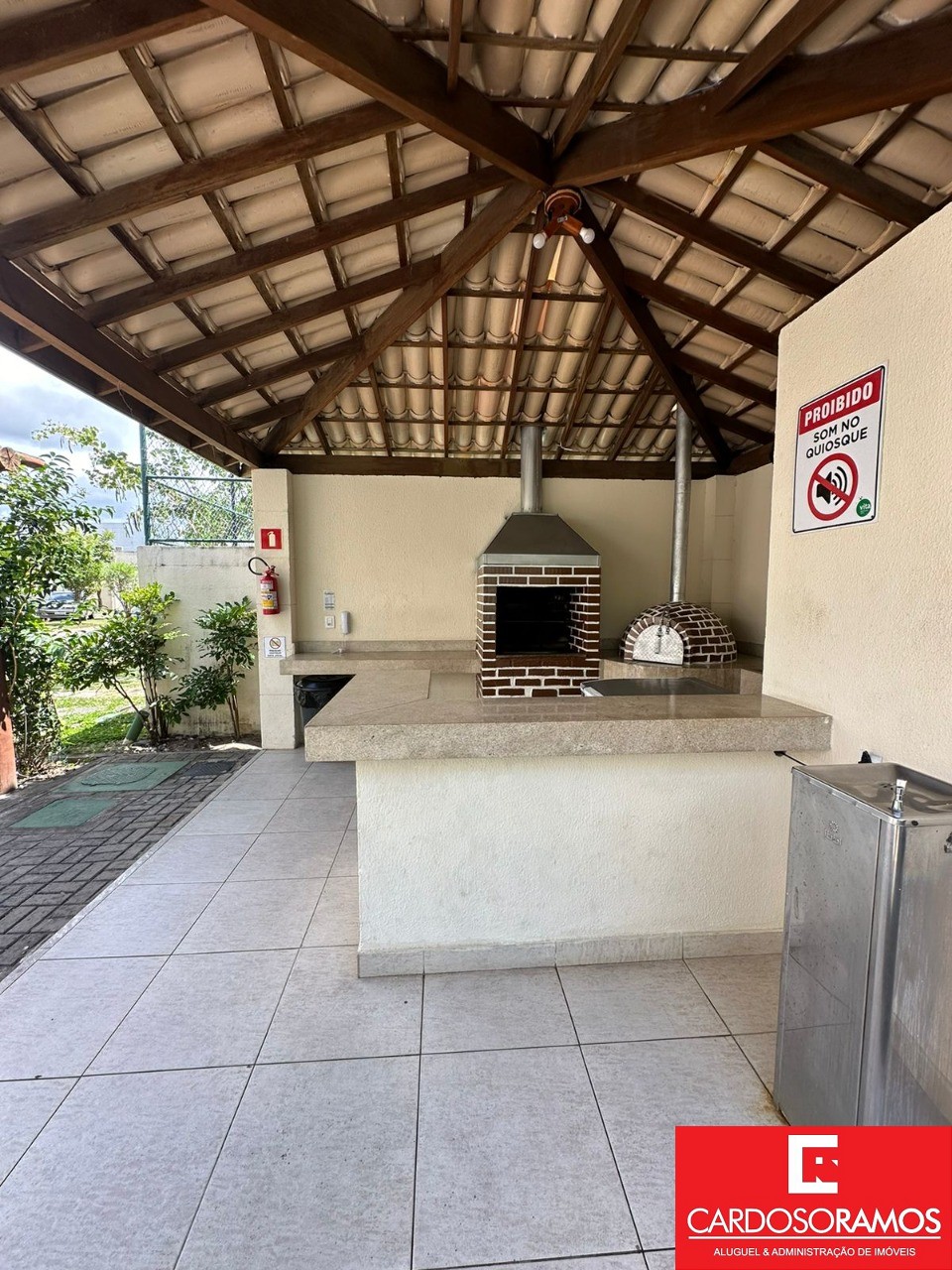 Apartamento - Buraquinho