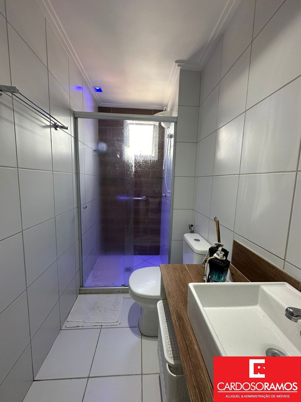 Apartamento - Buraquinho