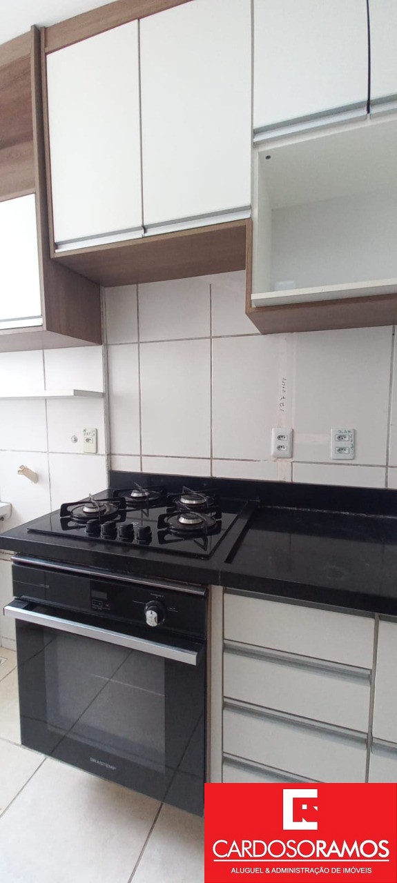 Apartamento - Buraquinho