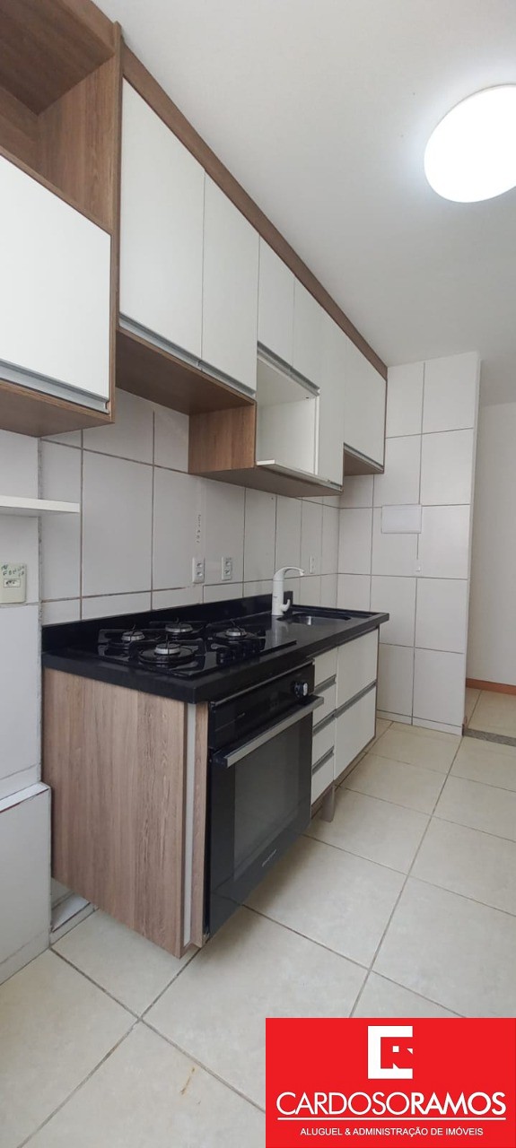 Apartamento - Buraquinho