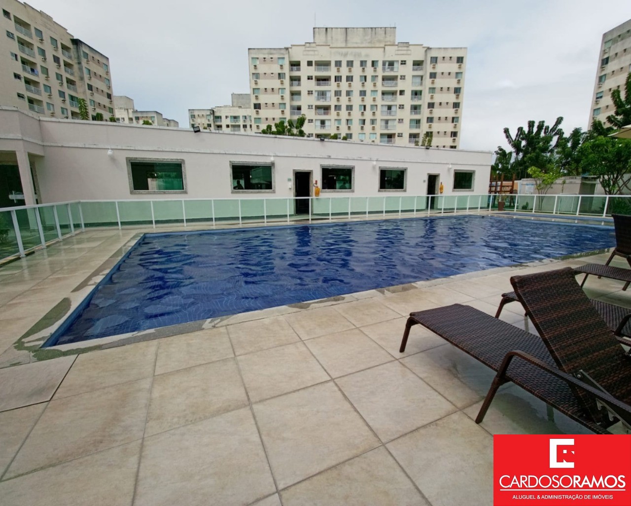 Apartamento - Buraquinho