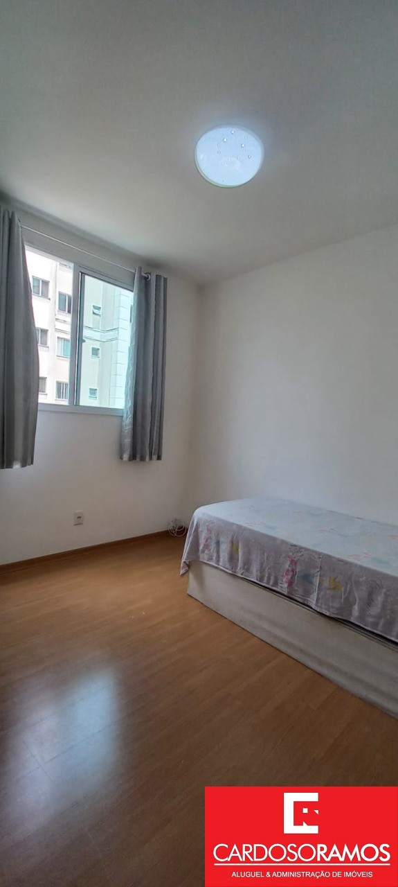 Apartamento - Buraquinho