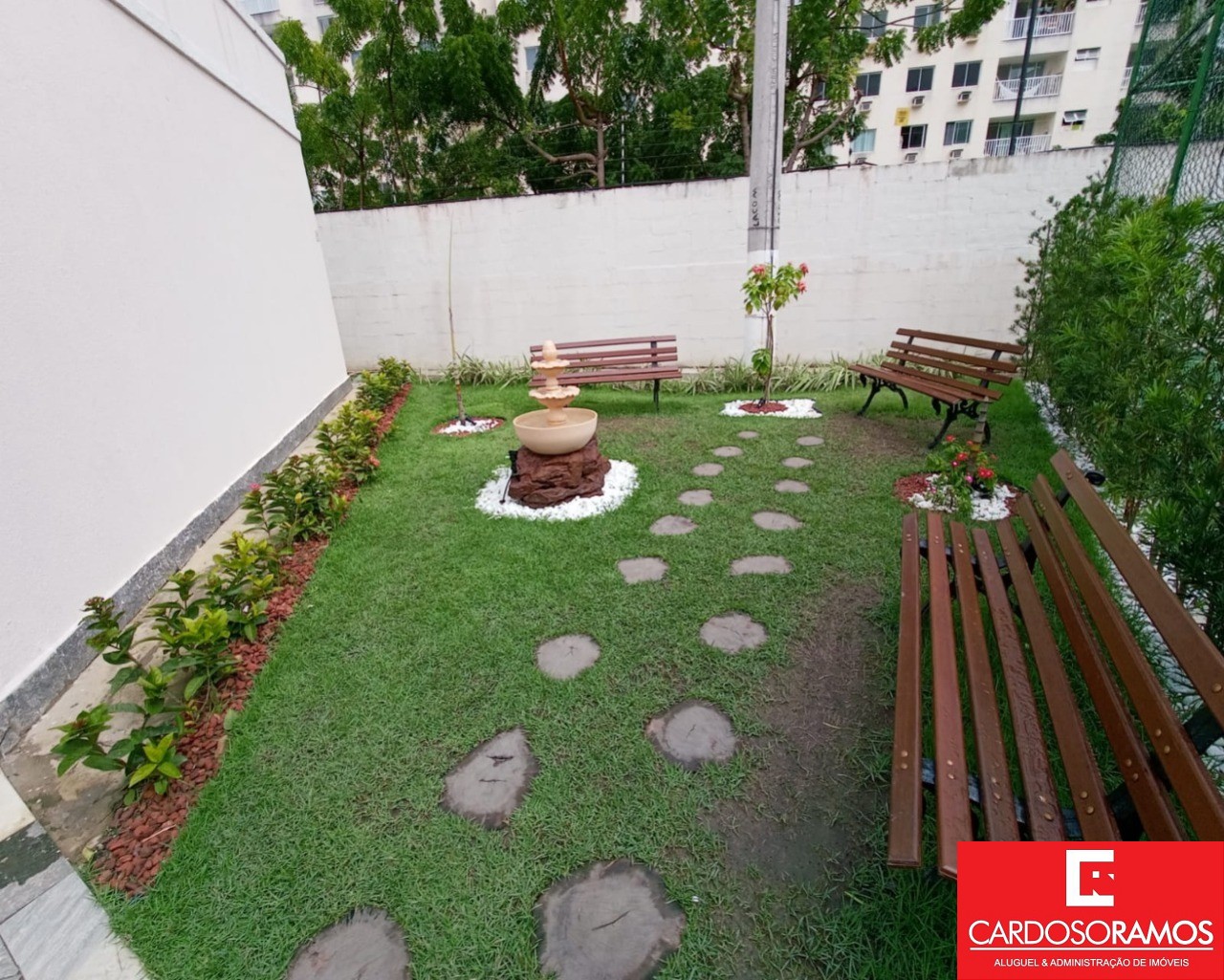 Apartamento - Buraquinho