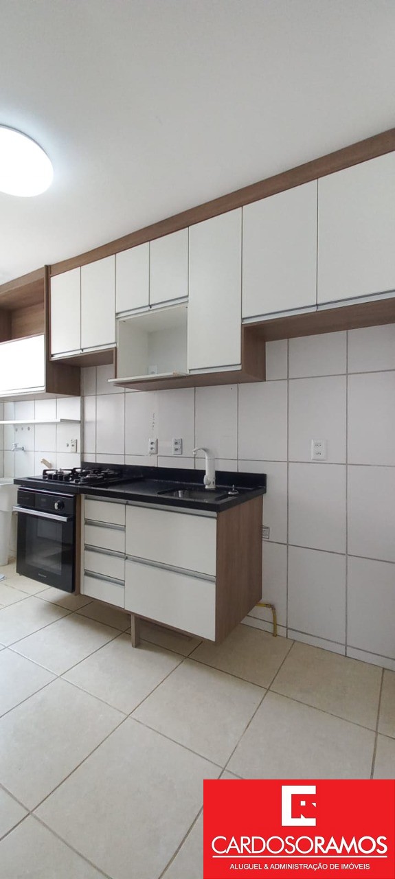 Apartamento - Buraquinho