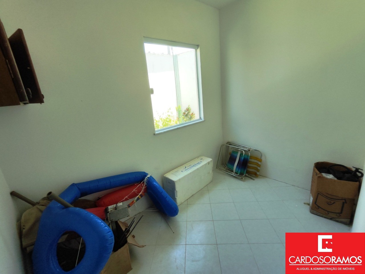 Casa para alugar com 4 quartos, 250m² - Foto 16