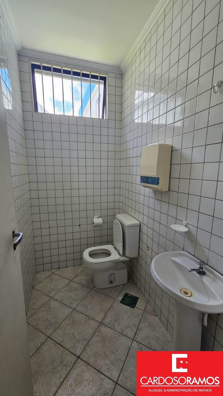 Prédio Inteiro para alugar, 1450m² - Foto 29