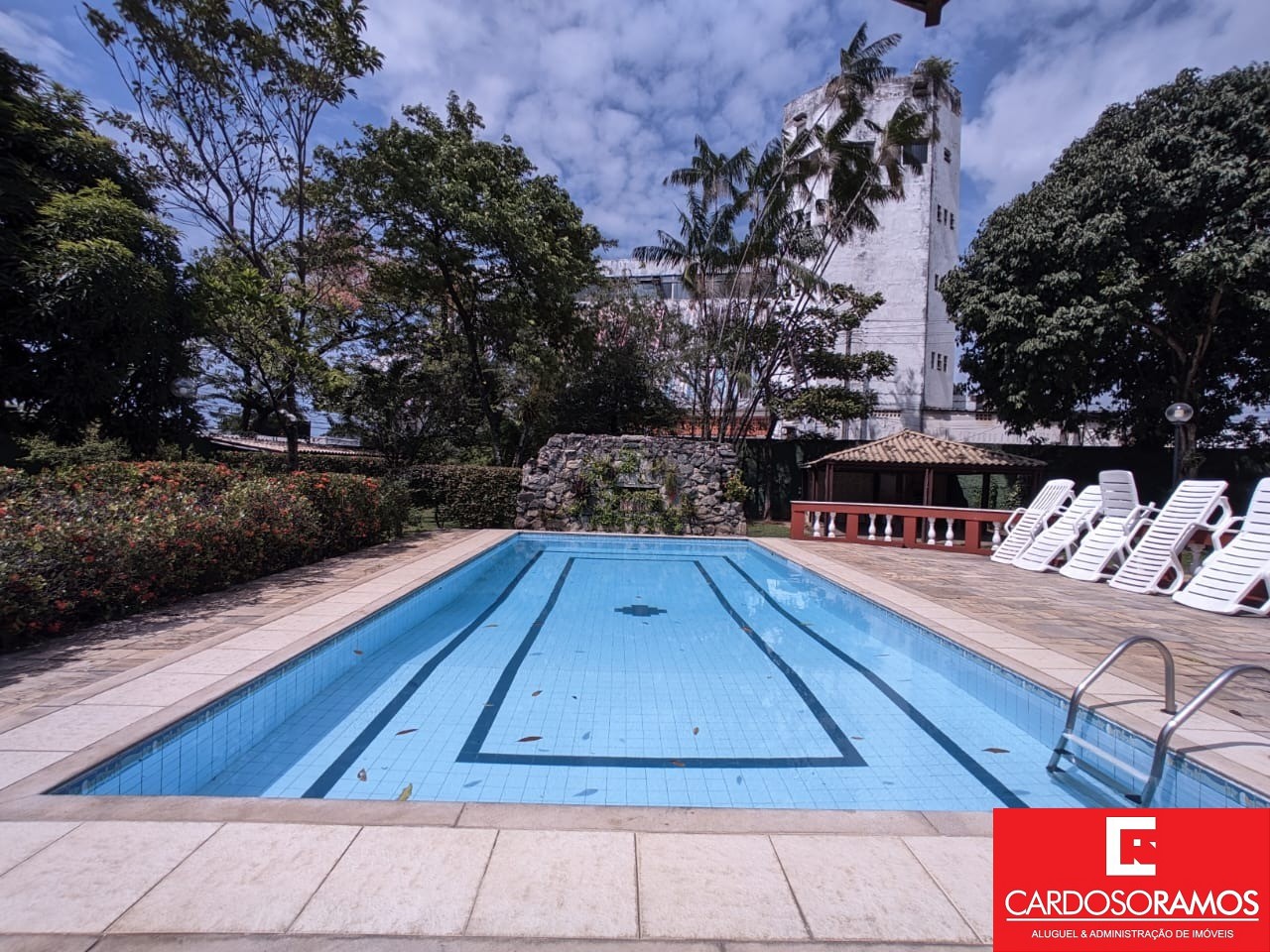 Apartamento - Estrada do côco