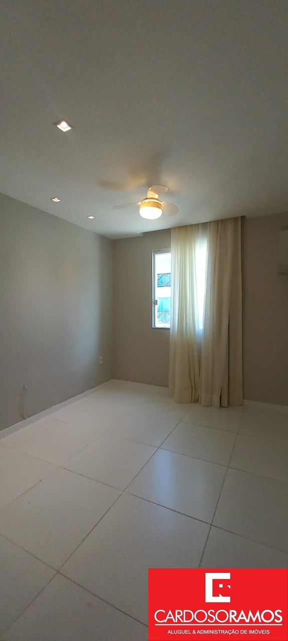 Apartamento - Buraquinho