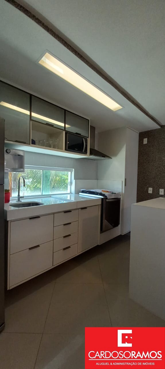 Apartamento - Buraquinho