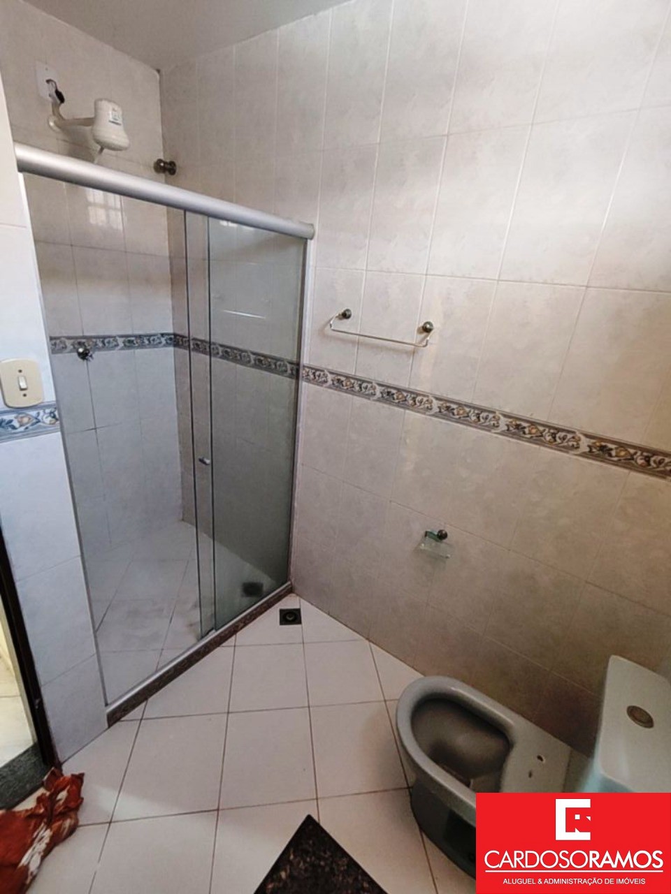 Casa para alugar com 4 quartos, 250m² - Foto 22