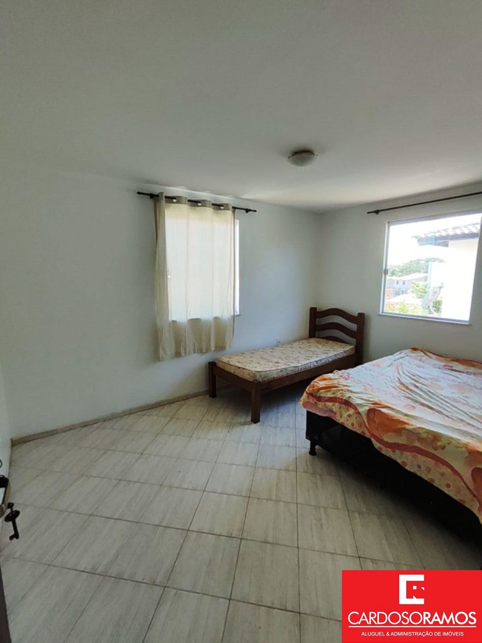 Casa para alugar com 4 quartos, 250m² - Foto 25