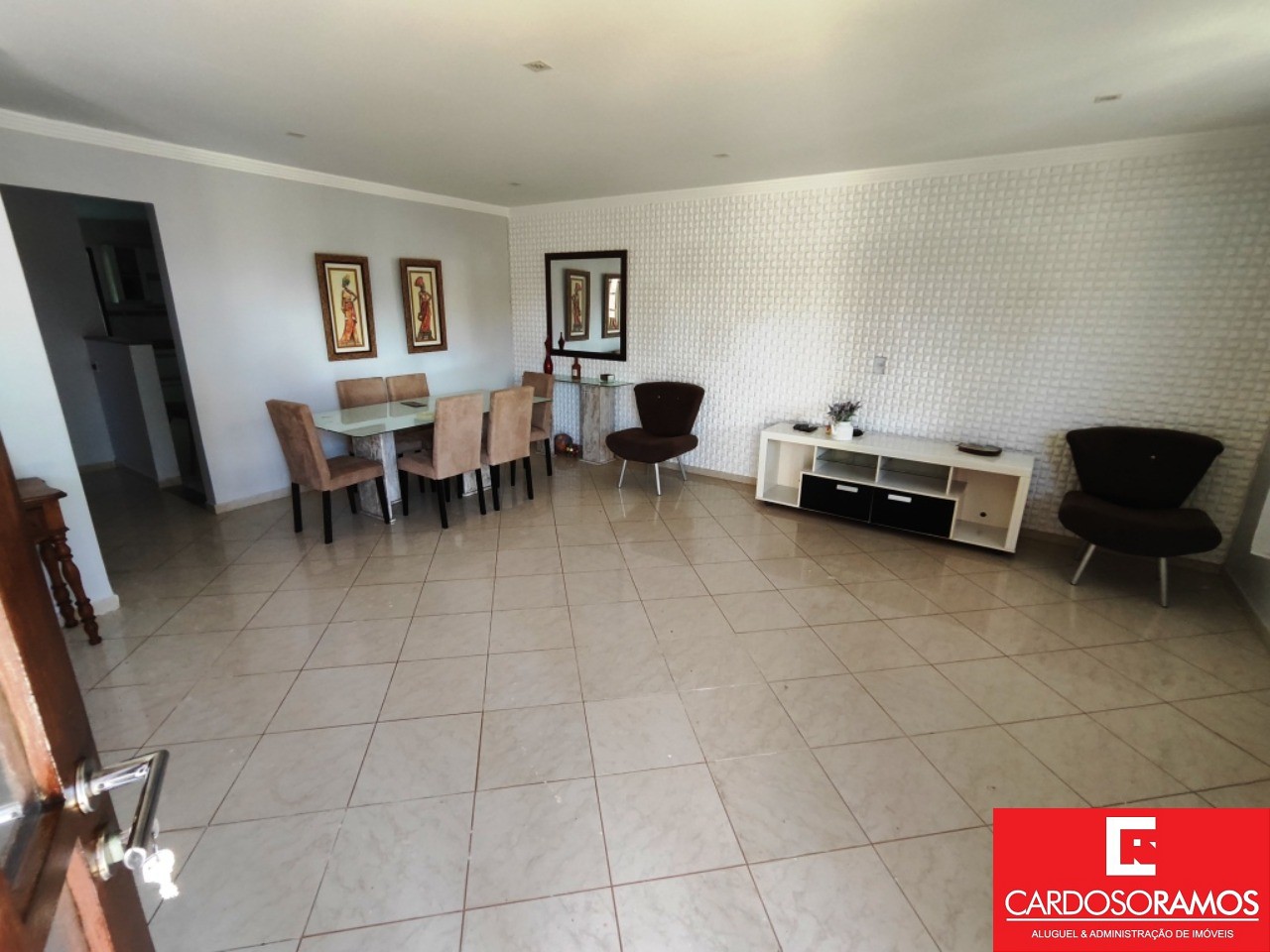 Casa para alugar com 4 quartos, 250m² - Foto 8