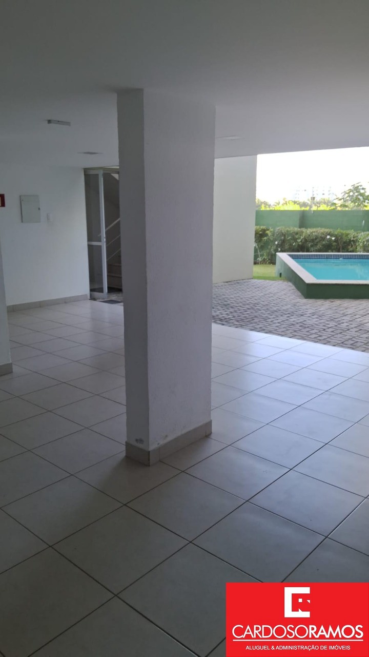 Apartamento - Buraquinho