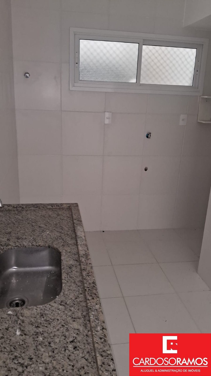 Apartamento - Buraquinho