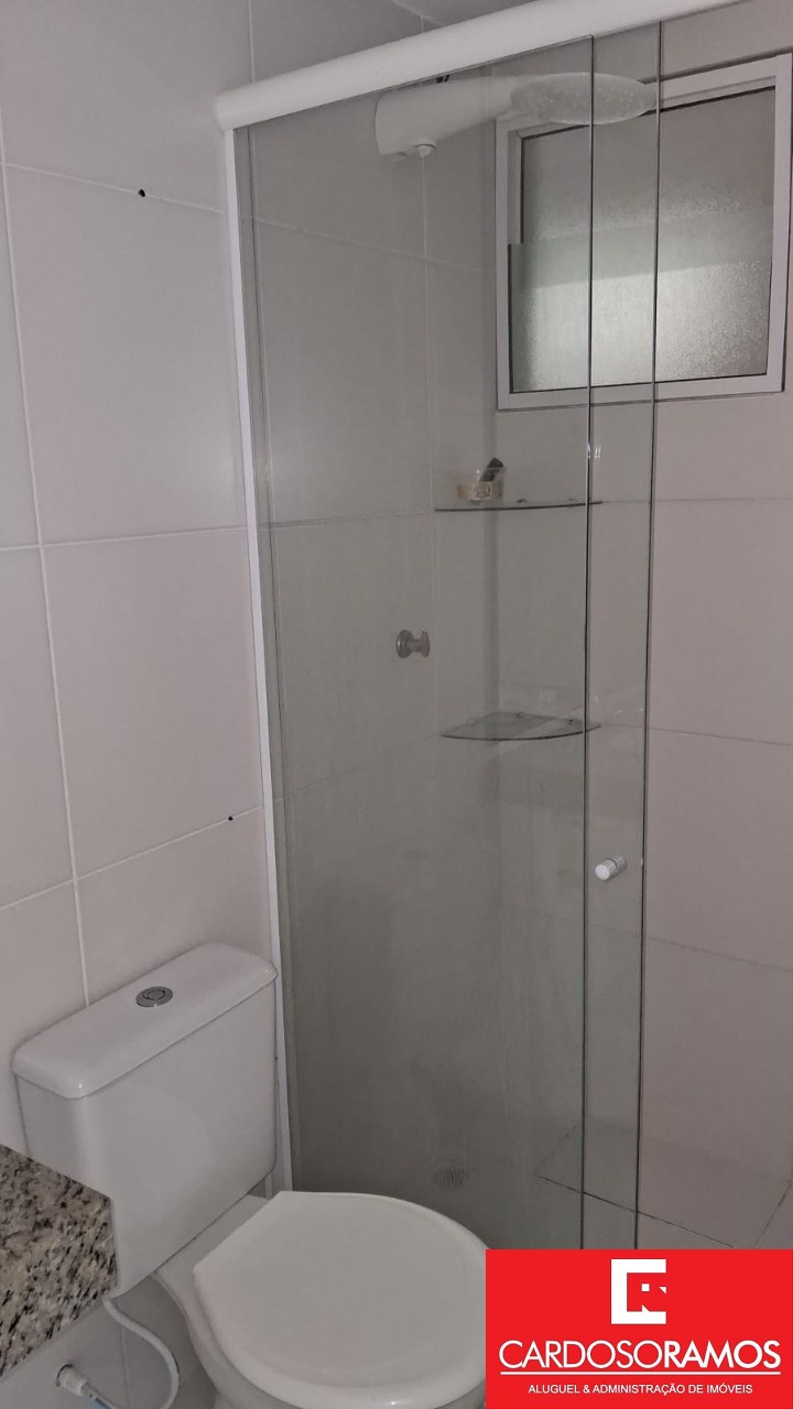 Apartamento - Buraquinho