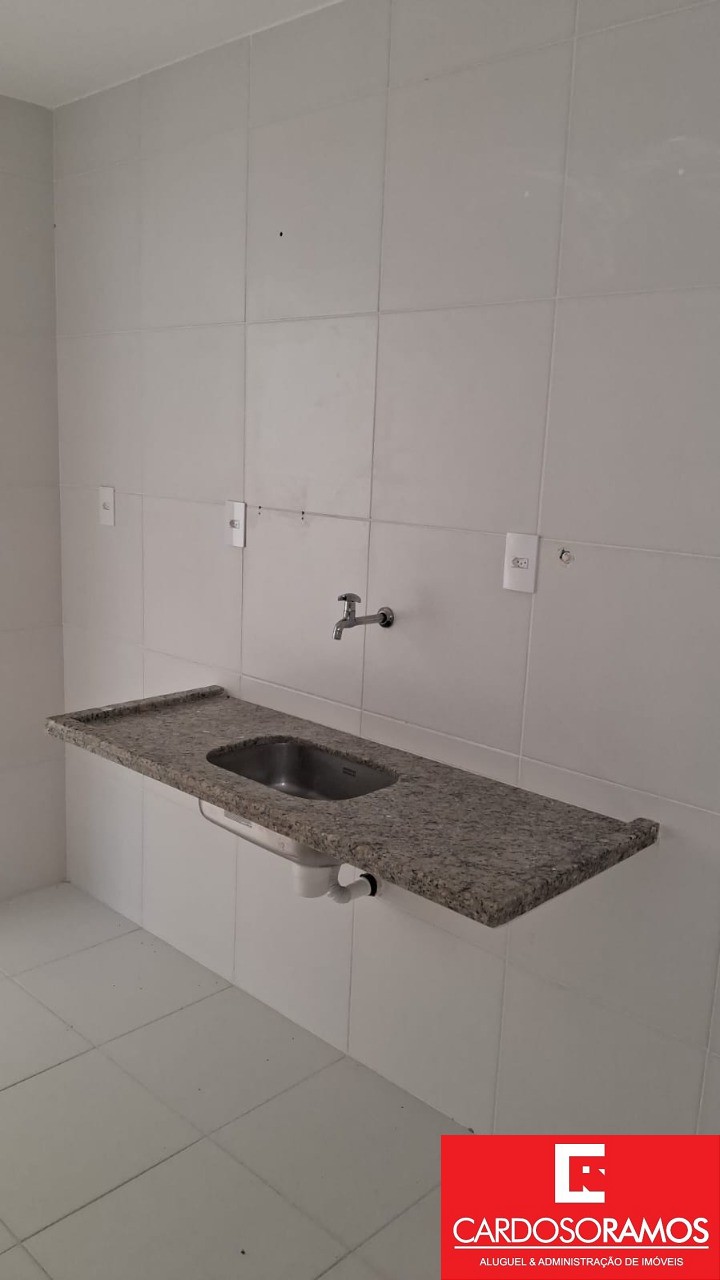 Apartamento - Buraquinho