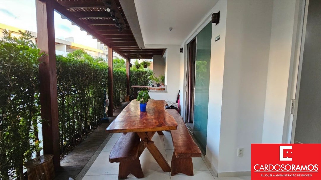 Apartamento - Buraquinho