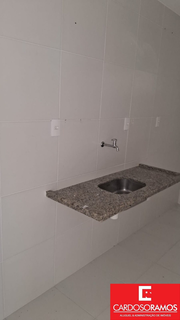 Apartamento - Buraquinho