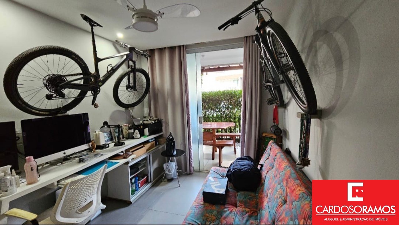Apartamento - Buraquinho