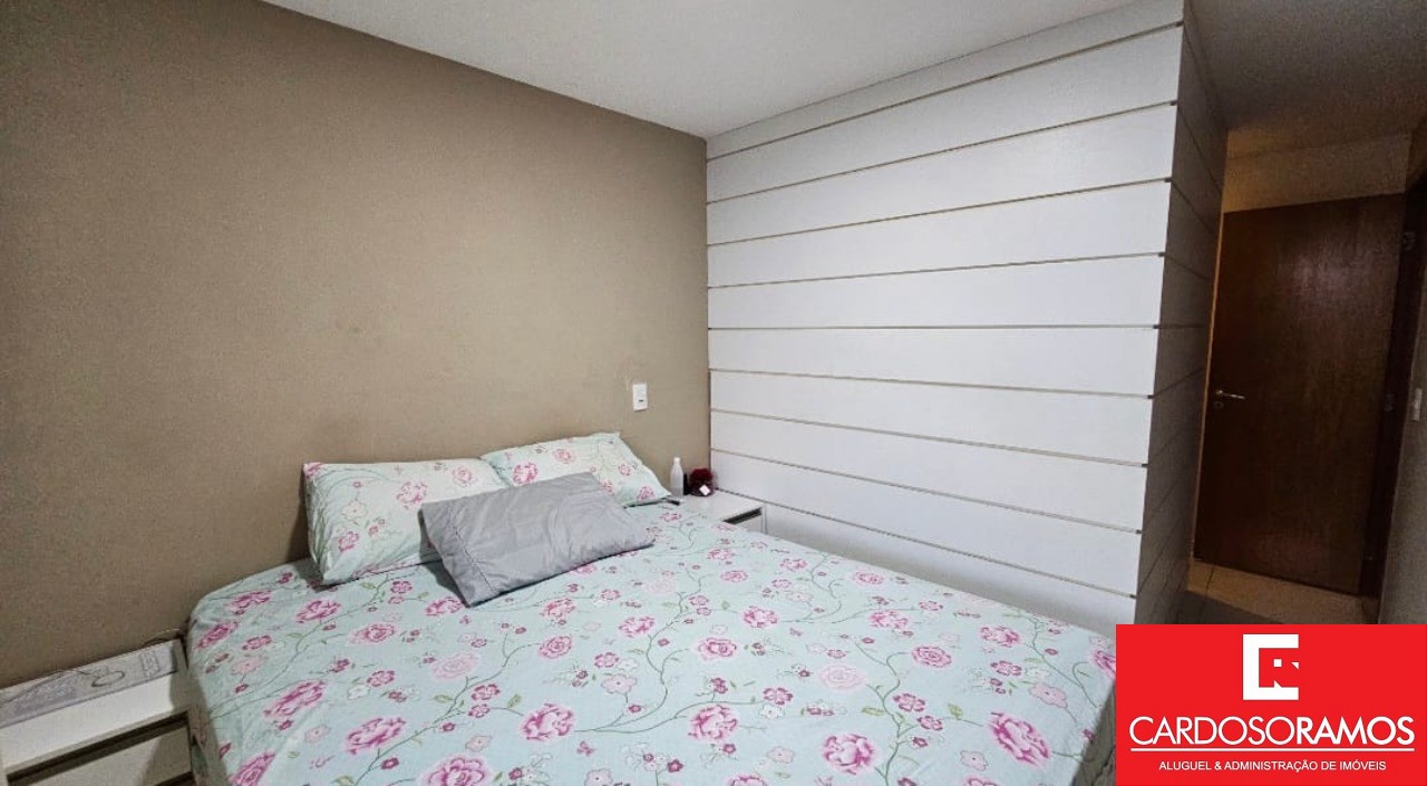 Apartamento - Buraquinho