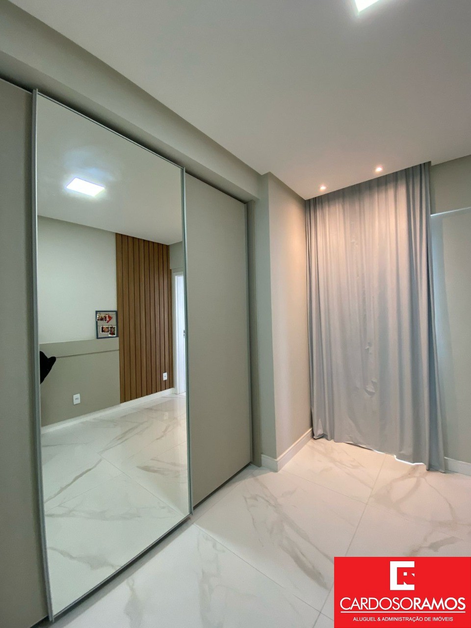 Apartamento - Pitangueiras