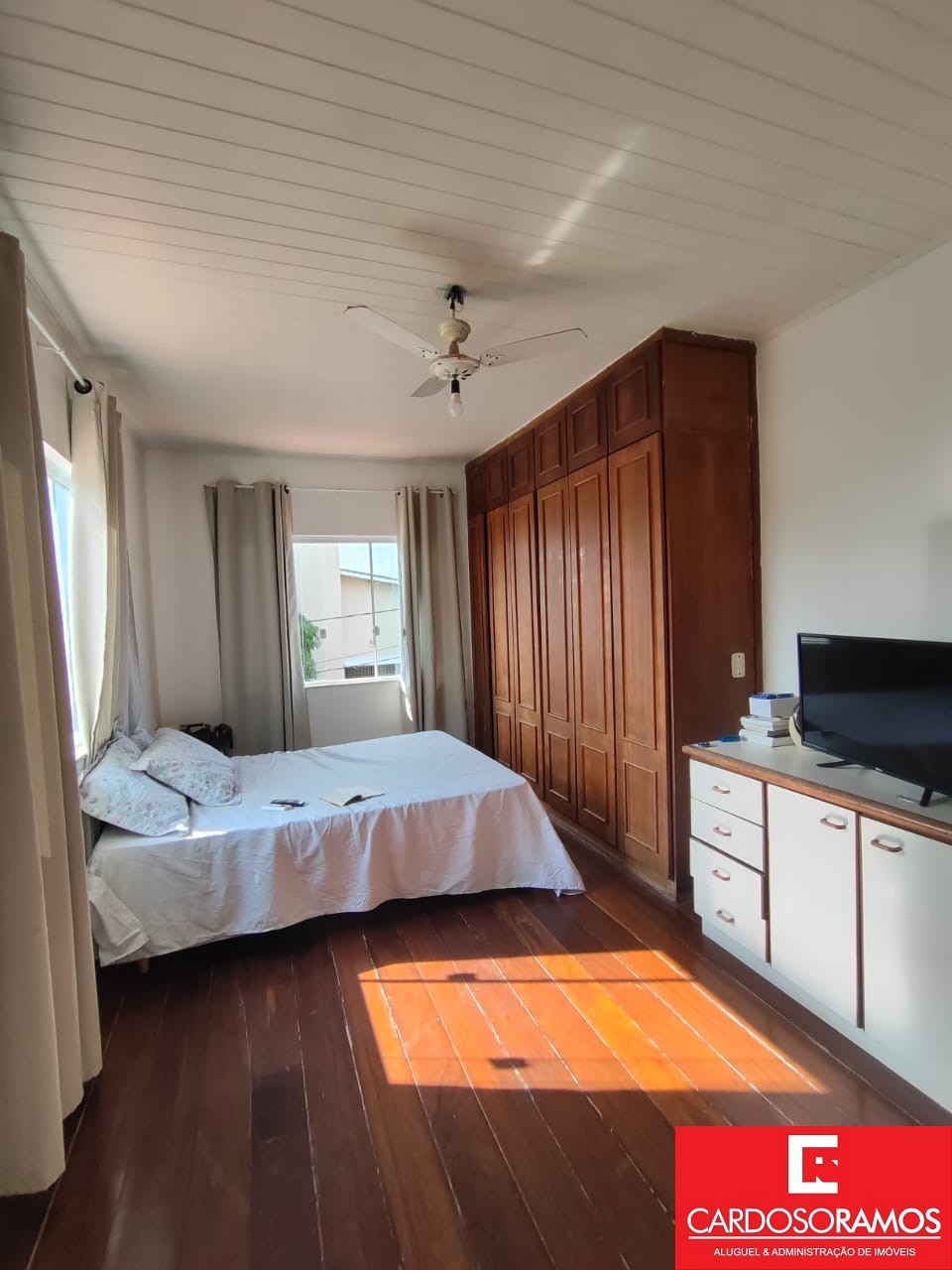 Casa à venda e aluguel com 3 quartos, 538m² - Foto 17