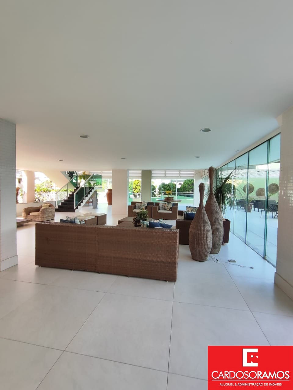 Apartamento - Buraquinho